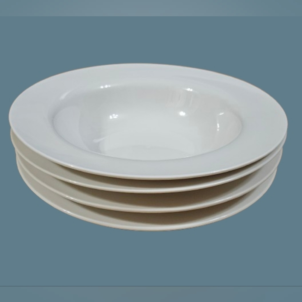 NWOT Pier 1 New Esssentials Classic Rim Soup/Salad Bowl Set Of 4 - Picture 2 of 5